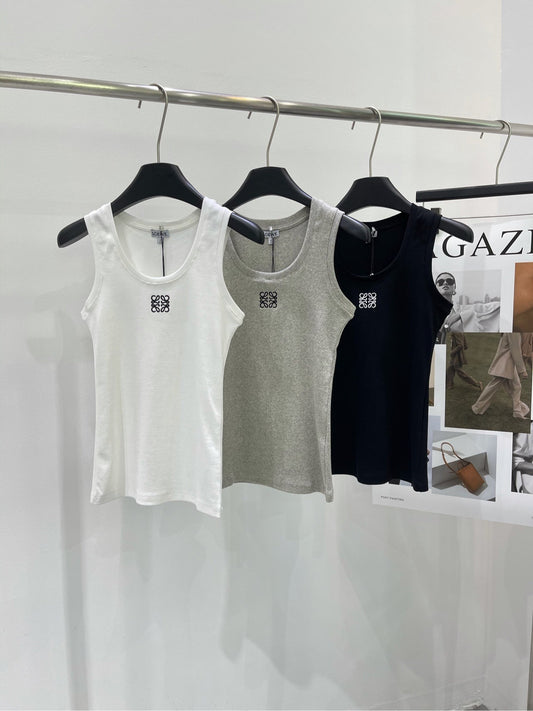 Neue Weste mit Rundhalsausschnitt und Stickerei