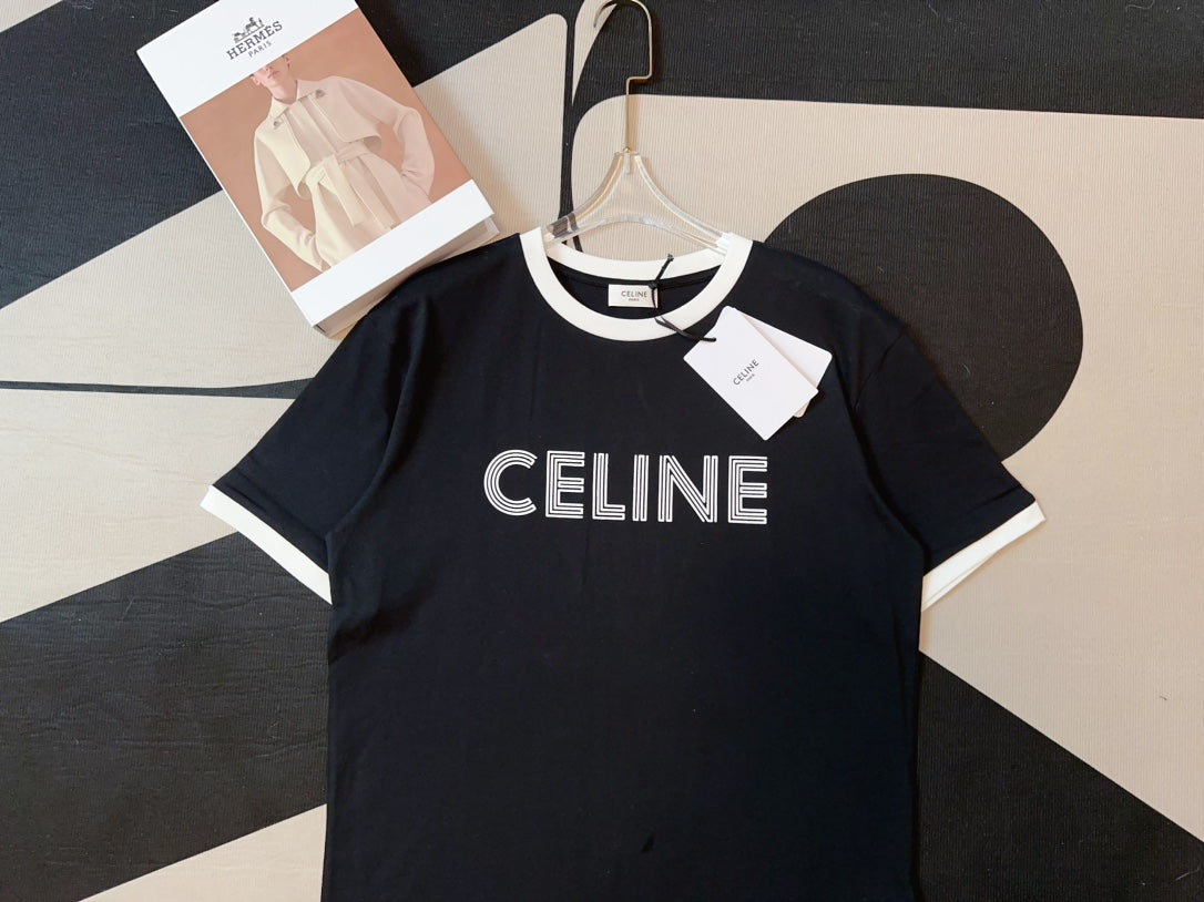 Neues T-Shirt mit Rundhalsausschnitt und kontrastierendem Logoaufdruck, weich und bequem