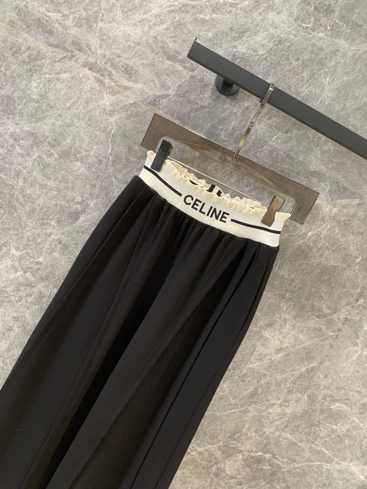 Pantalon décontracté à ourlet champignon et ceinture