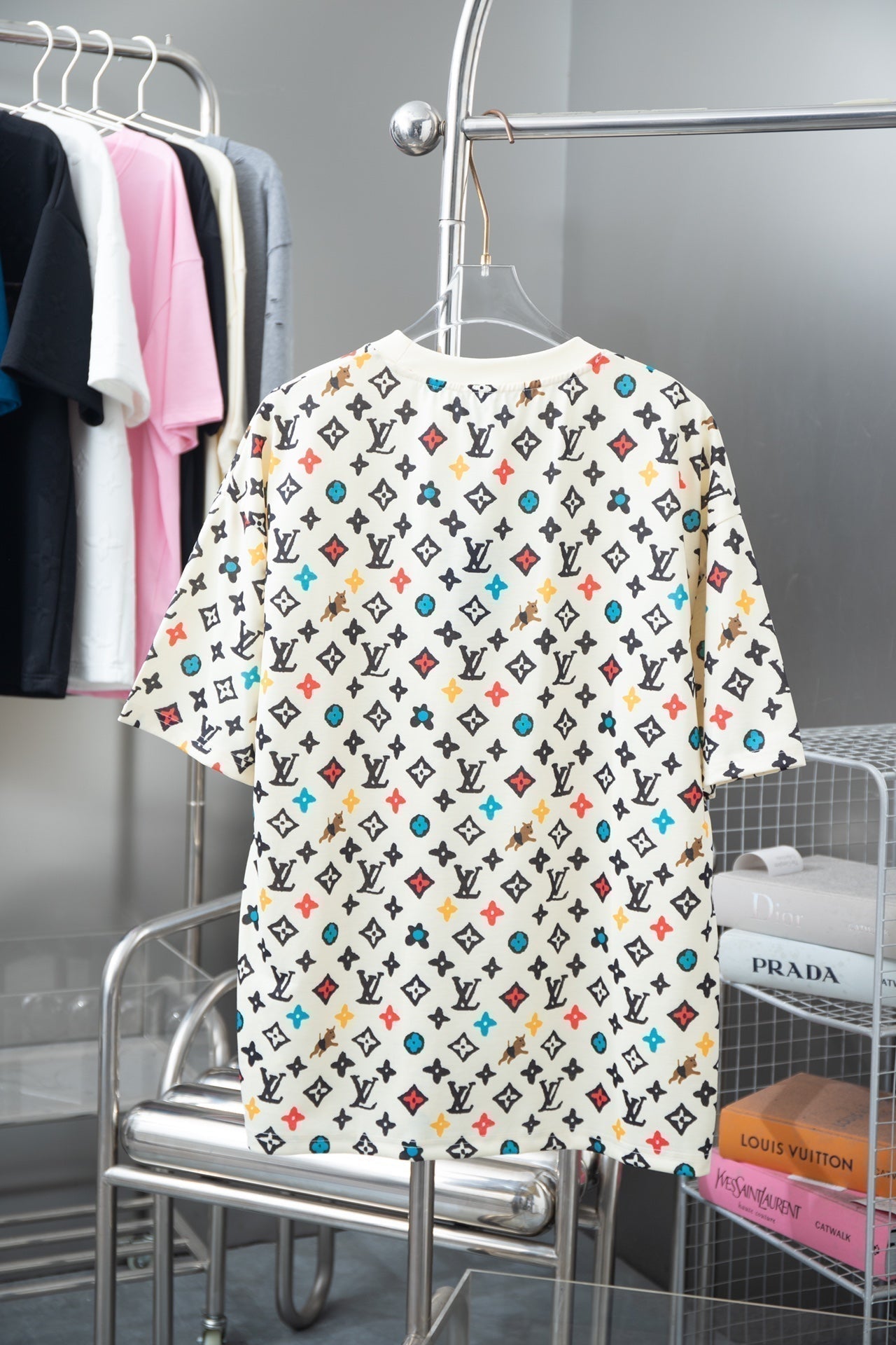 T-Shirt mit Welpen-Volldruck