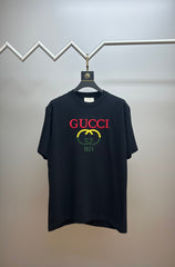 T-shirt brodé avec lettres