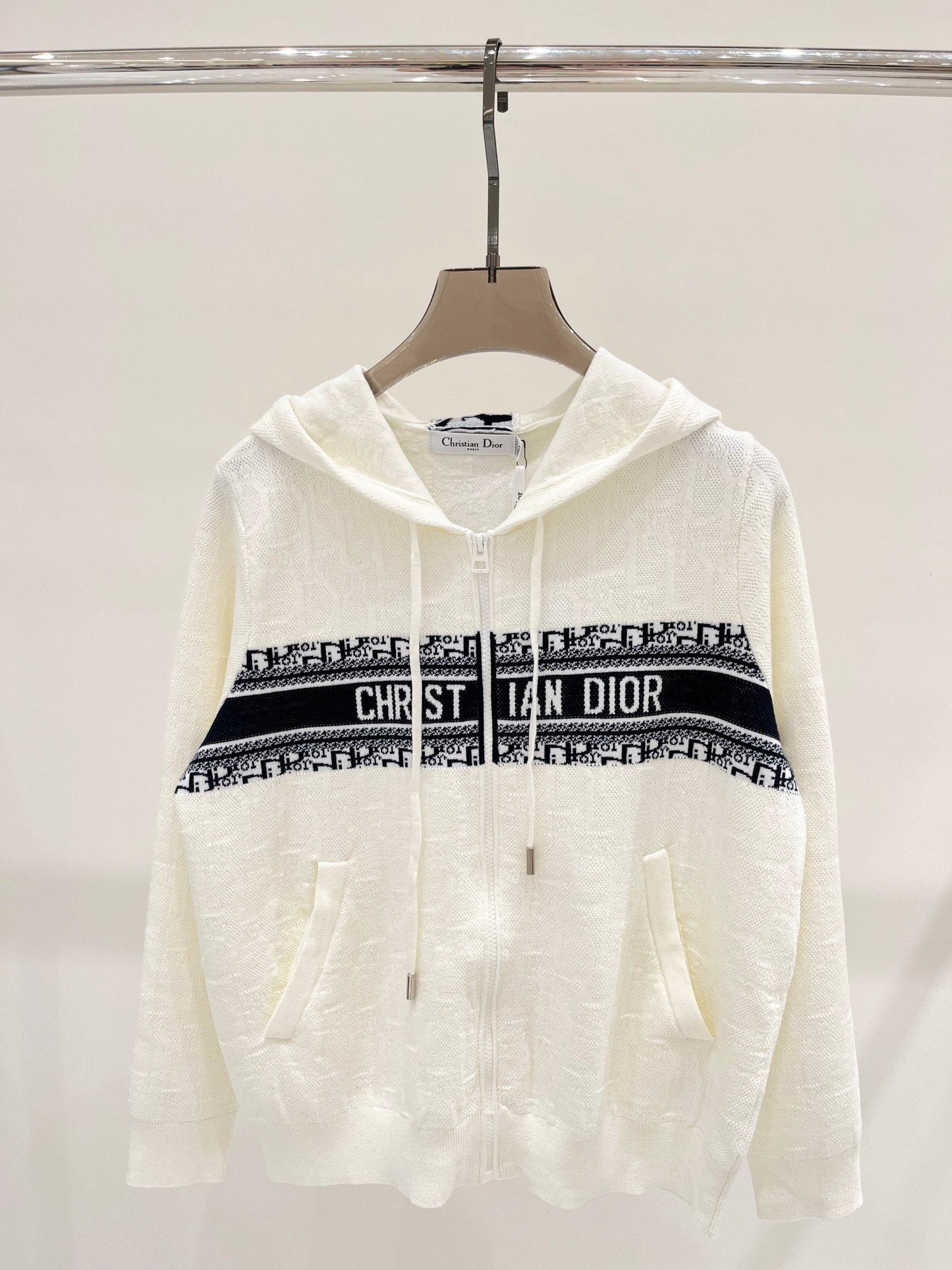 D Nouveau sweat à capuche avec monogramme et fermeture éclair en tricot à manches longues