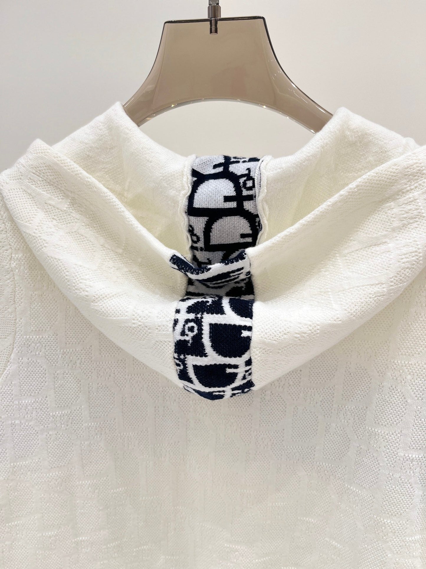 D Nouveau sweat à capuche avec monogramme et fermeture éclair en tricot à manches longues