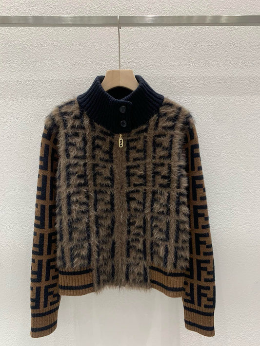 Neue Strickjacke mit Buchstaben-Jacquard-Nähten