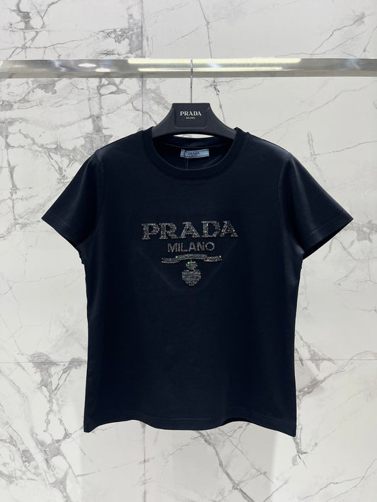 Einfarbiges T-Shirt mit Pailletten-Stickerei 